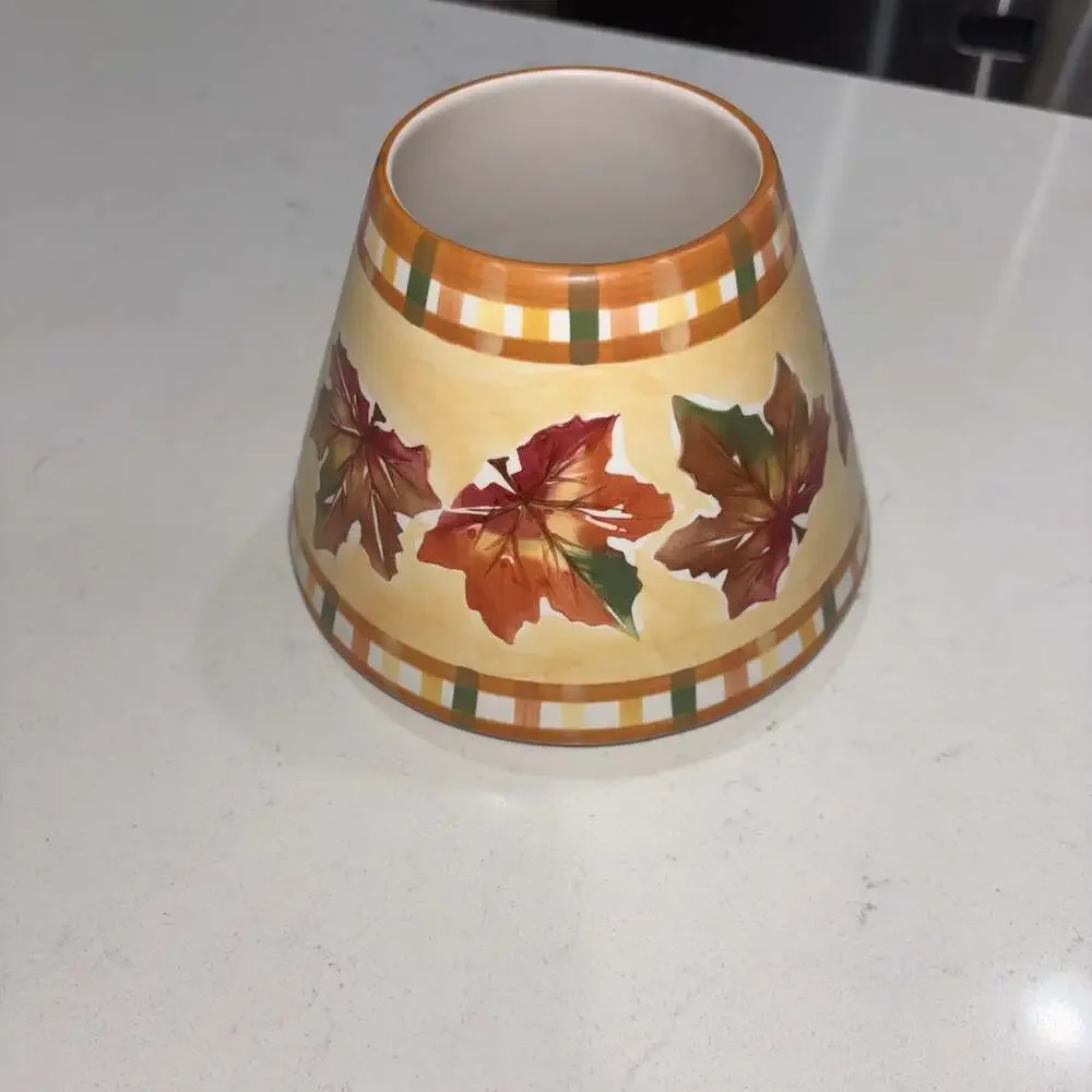 JKL ceramic candle